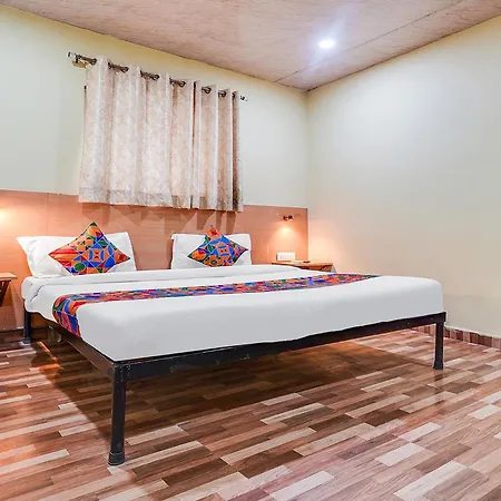 Fabhotel Reena Residency